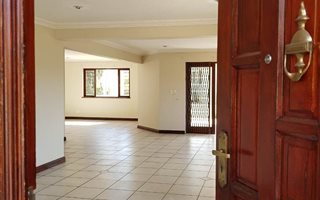 4 Bedroom Cluster in Lonehill