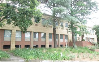 407 m² Commercial space in Waterfall Estate