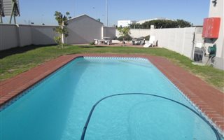 2 Bedroom Apartment in Blouberg Sands
