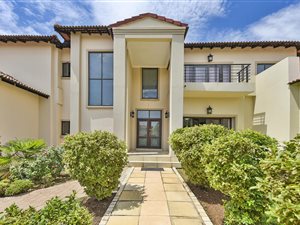 4 Bed House in Fourways Gardens