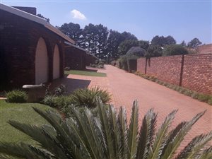 3 Bed Townhouse in Larrendale