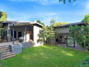 2 Bedroom House in Parktown North