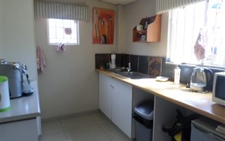 200 m² Commercial space in Glenwood