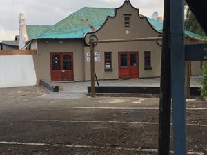 670 m² Commercial space in New Era