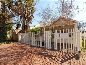 3 Bed House in Westdene