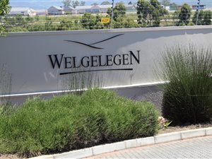 792 m² Land available in Welgelegen Estate