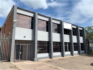 496 m² Commercial space in New Germany