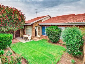 3 Bed Townhouse in Petersfield