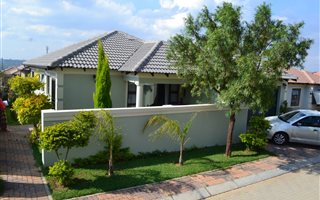 3 Bedroom House in Halfway House