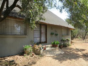 14.6 ha Smallholding in Skeerpoort
