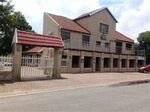 600 m² Office Space in Bardene