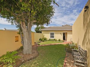 3 Bedroom House in Tokai