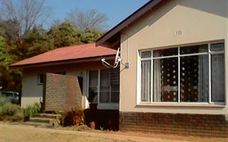 3 Bedroom House in Clubville