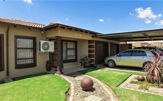 4 Bedroom House in Vista Park