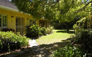 3 Bedroom House in Constantia