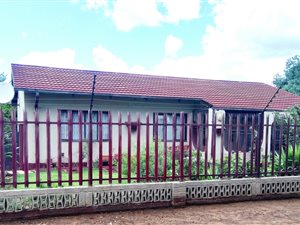 3 Bed House in Vanderbijlpark CW2