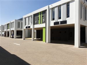 542 m² Industrial space in Randjespark