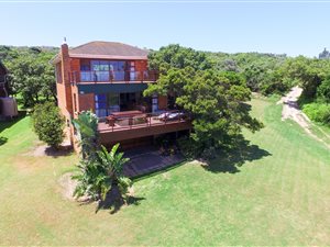 6 Bed House in Begha