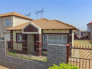 3 Bed House in Rosslyn