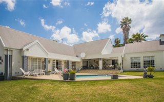 5 Bedroom House in Hurlingham