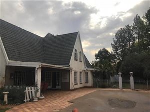 4 Bed House in Henley on Klip