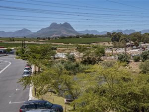 103 m² Commercial space in Firgrove
