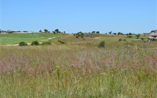 757 m² Land available in Copperleaf