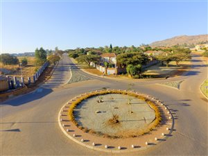 3 Bed Townhouse in Pinehaven