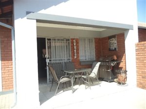 3 Bed Townhouse in Monavoni