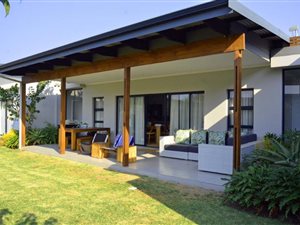 4 Bed House in Palm Lakes Estate