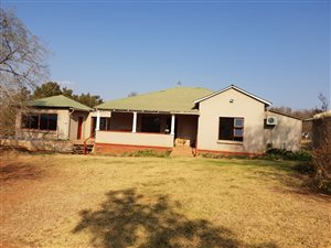 35 ha Farm in Skeerpoort