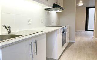 0.5 Bedroom Apartment in Observatory