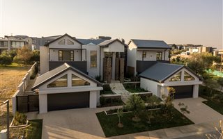5 Bedroom House in Steyn City