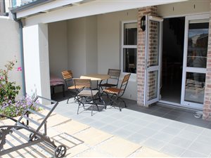2 Bed Apartment in Nooitgedacht Estate
