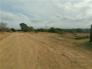 814 m² Land available in Riversbend