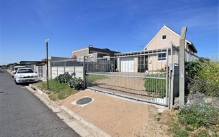 4 Bedroom House in Brooklyn
