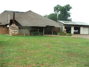 8.6 ha Farm in Houtkop AH