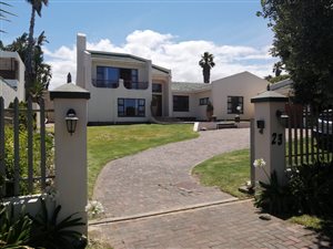 4 Bed House in Gonubie