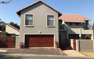 3 Bedroom Cluster in Dainfern