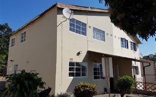 3 Bedroom House in Chatsworth Central