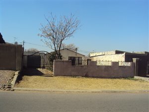 2 Bed House in Dube