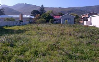595 m² Land available in Kleinmond