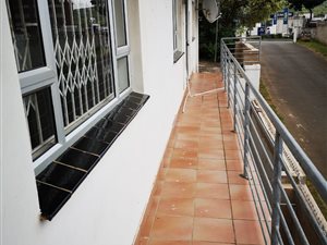 3 Bed Apartment in Reservoir Hills