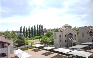 2 Bedroom Duplex in Sunninghill