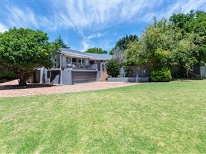 4 Bed House in Constantia Upper