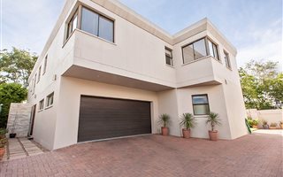 3 Bedroom Cluster in Inanda