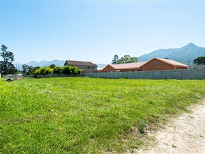 735 m² Land available in Dormehlsdrift
