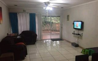 2 Bedroom Townhouse in Buccleuch