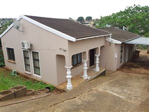 3 Bed House in Newlands West