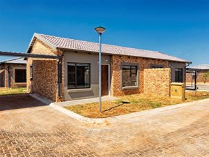 2 Bedroom House in Crystal Park